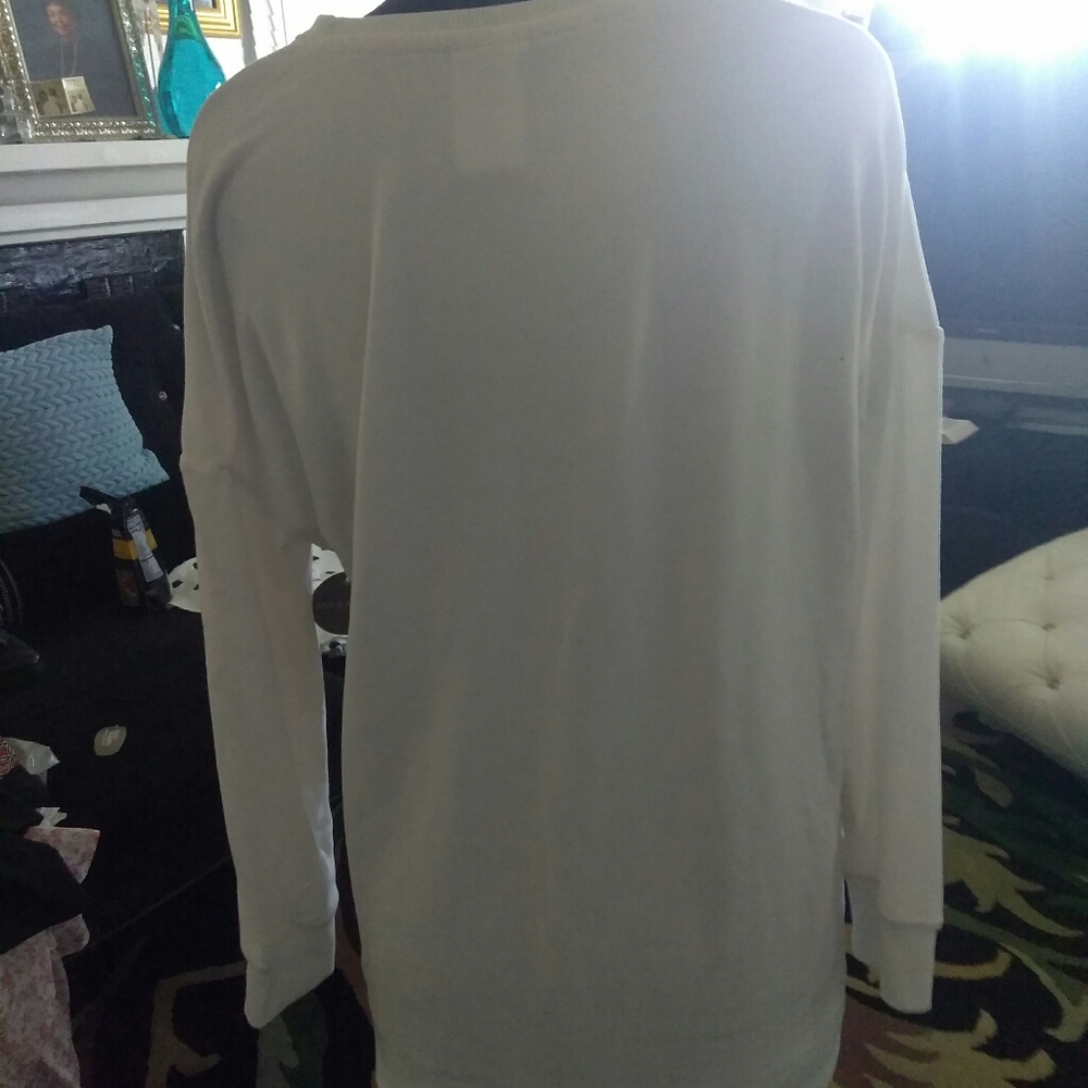 Tshirt - Picture 2 of 3